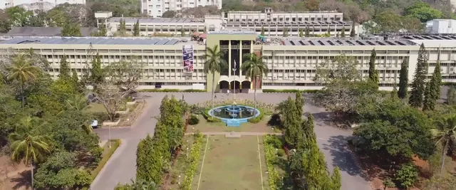 Aerial view of NITK's main building and fountain